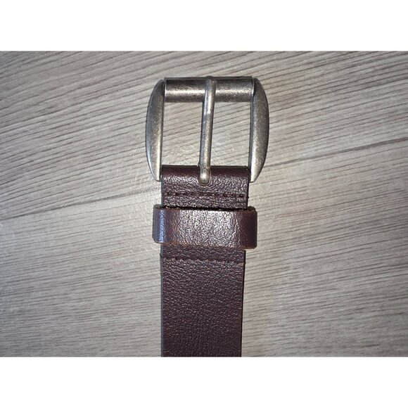 Mens Full Grain Leather Belt With Silver Buckle - Size 40 - Picture 2 of 4